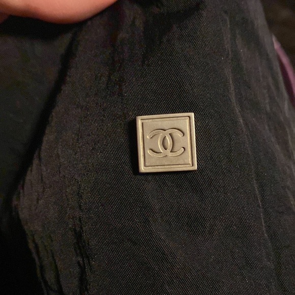 Chanel - Picture 4 of 11